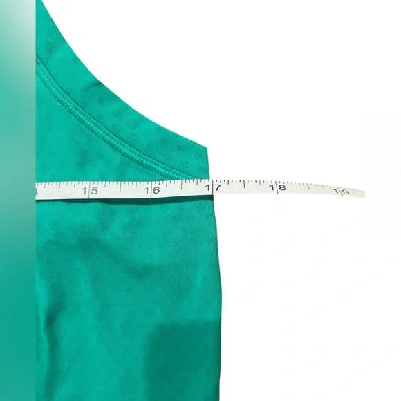 Lululemon Women's Tank Top size 8 Green - Picture 4 of 5